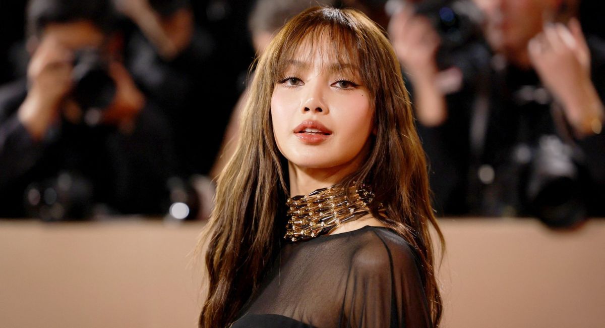 BLACKPINK’s Lisa Lands Netflix Rom-Com Role