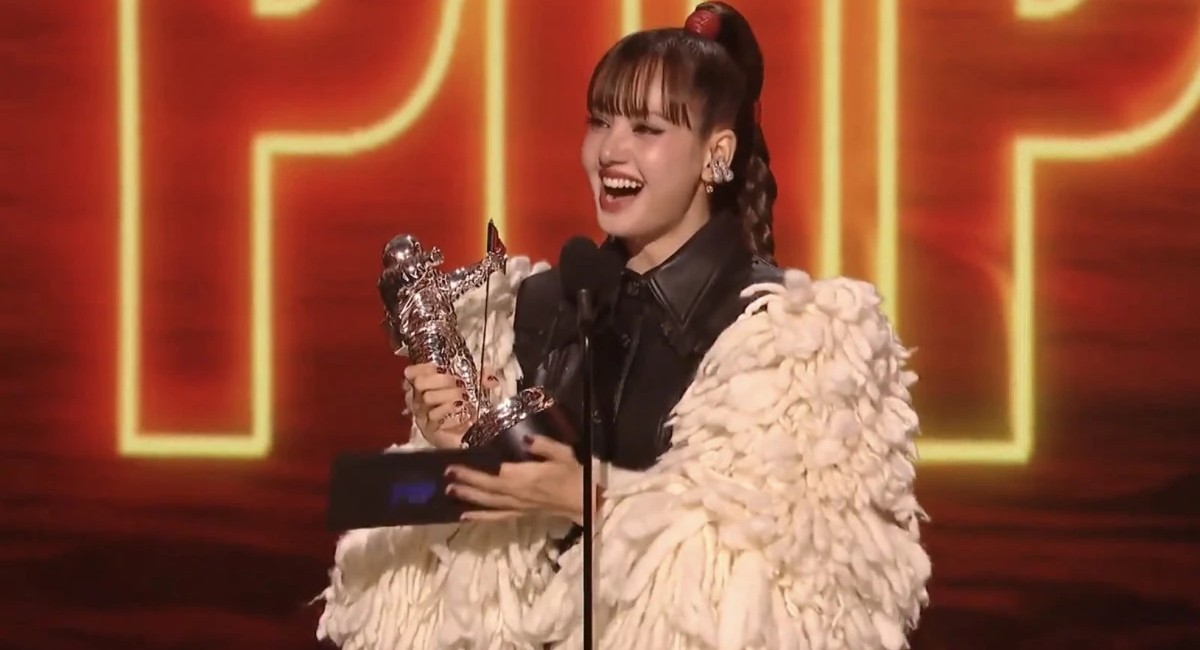 LISA Wins Best Pop at MTV VMAs for “Dream,” Tears Up During Emotional Acceptance Speech